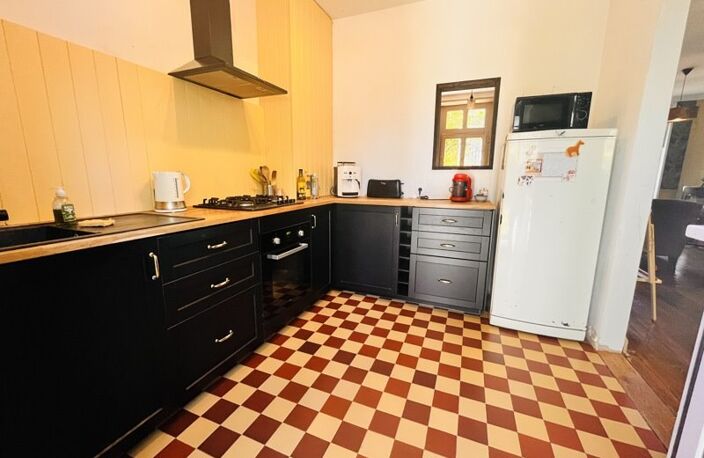Maison en pierre de 3 pièces principales — photo 3