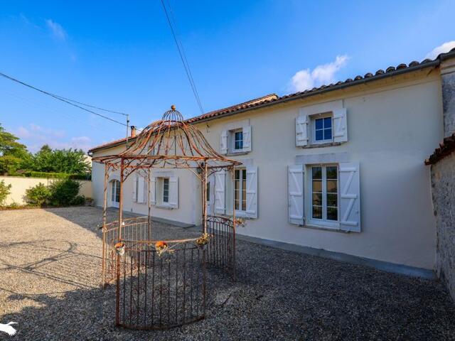 Maison proposé à Ars