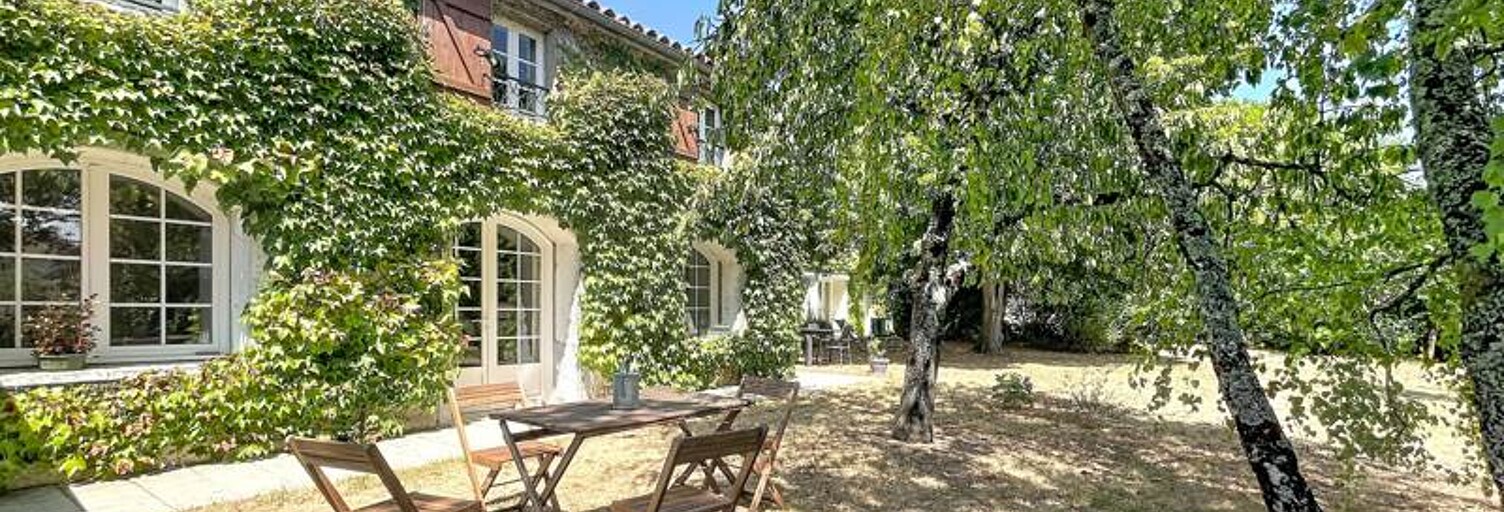 Maison 8 Pièces 270 m² à vendre à Châteaubernard (16100)
