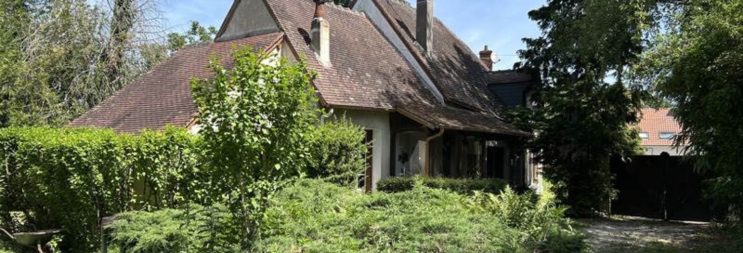 Maison 5 Pièces 102 m² à vendre à Vierzon (18100)