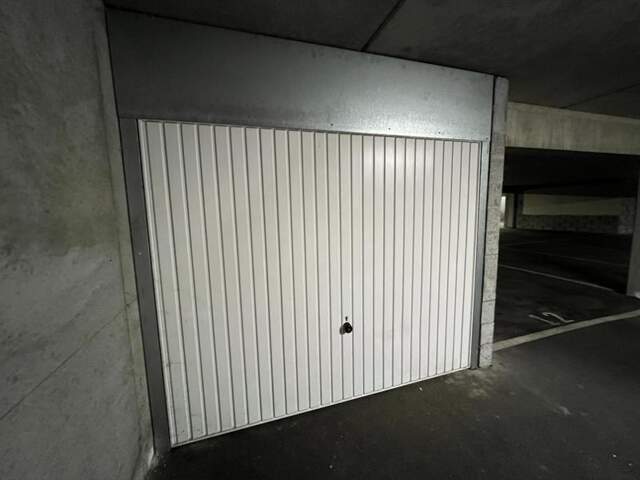 Garage à La Rochelle — photo du bien