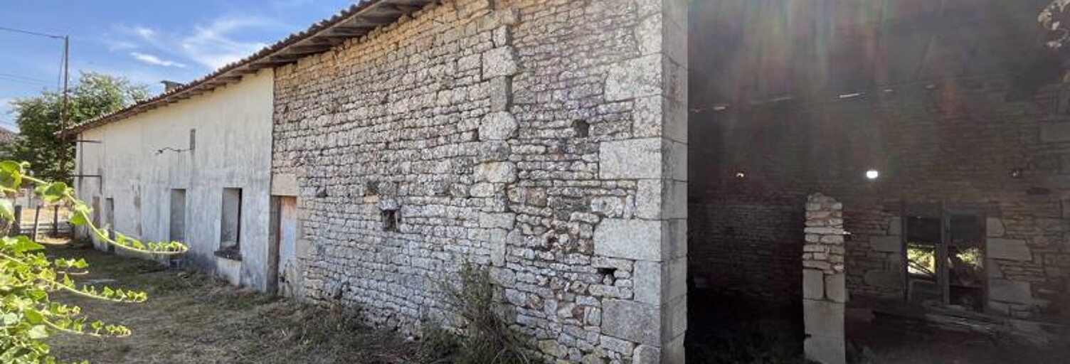 Maison 3 Pièces 105 m² à vendre à Londigny (16700)