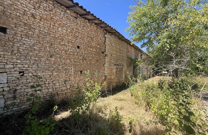 Maison en pierre de 3 pièces principales — photo 3