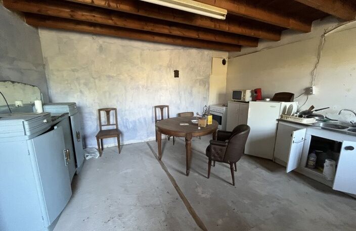 Maison en pierre de 3 pièces principales — photo 4