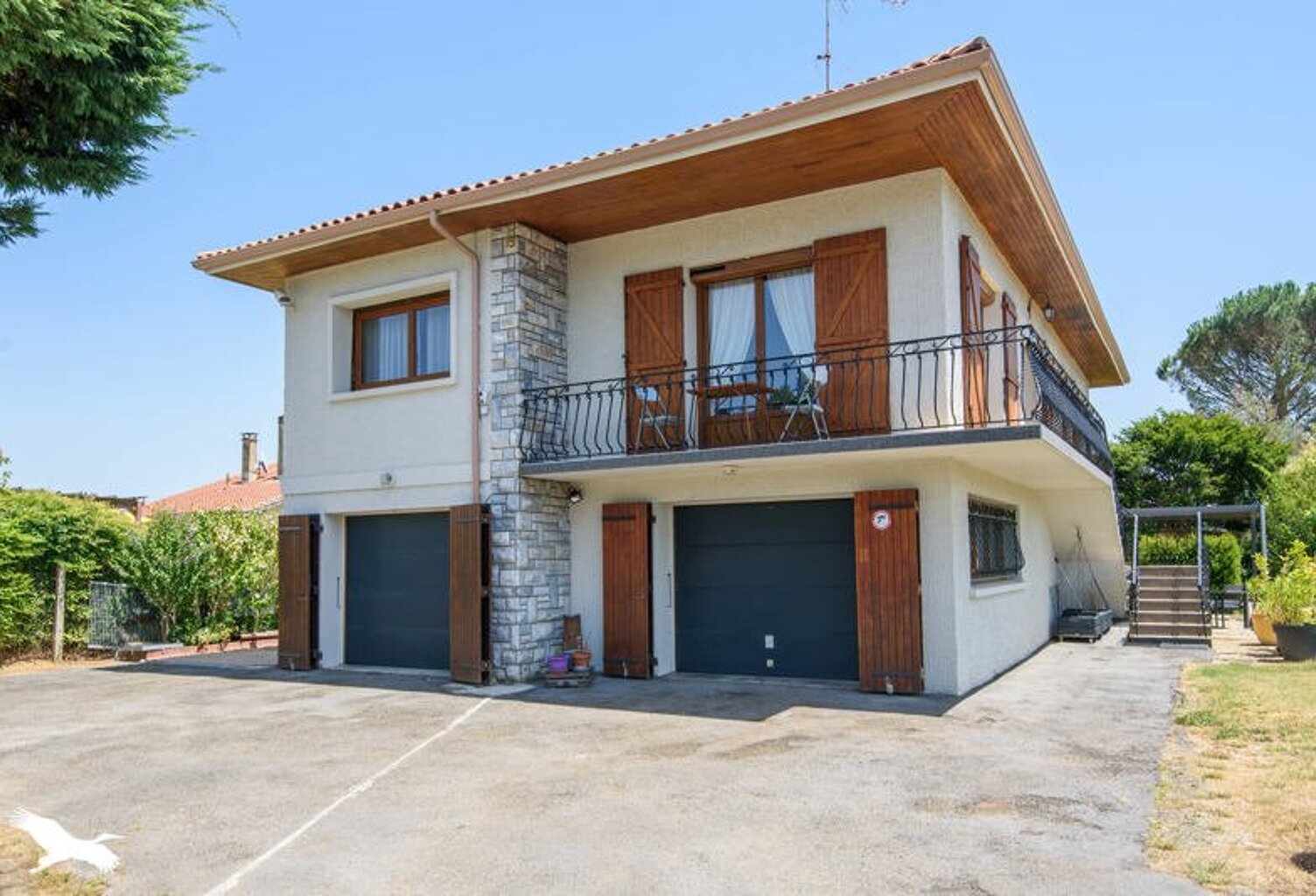 Maison de ville de 7 pièces principales — photo 1