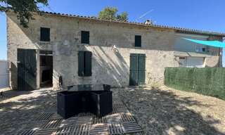 Immeuble   m² à vendre à Berson (33390)