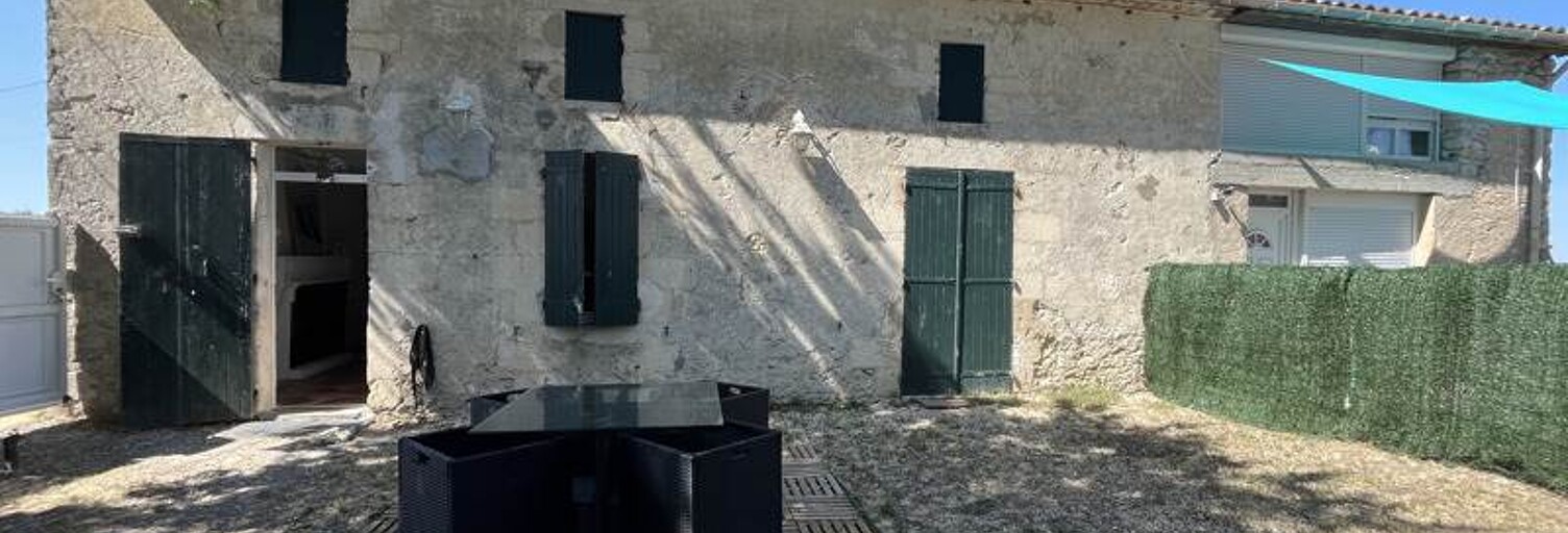 Immeuble   m² à vendre à Berson (33390)