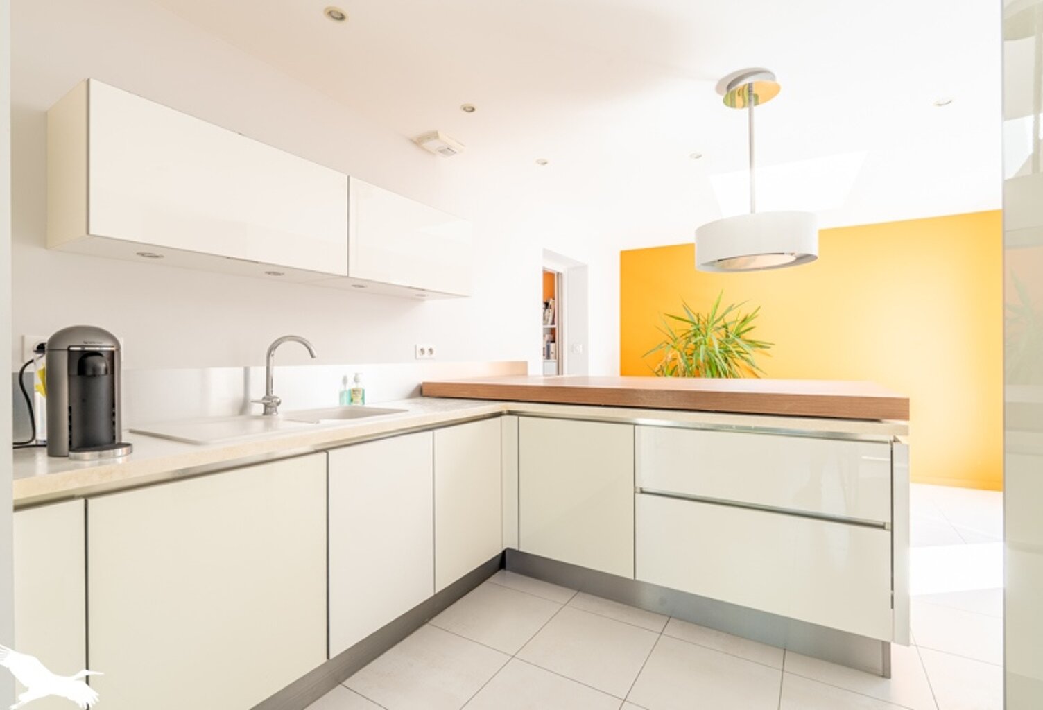 Contemporaine de 5 pièces principales — photo 1