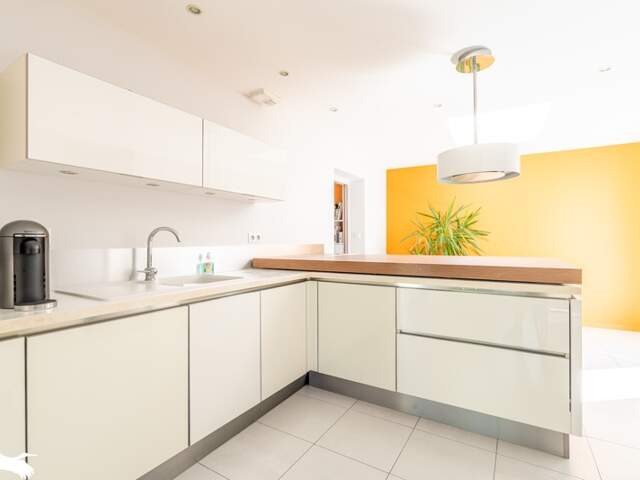 Contemporaine de 5 pièces principales — photo du bien