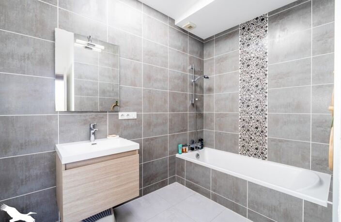Contemporaine de 5 pièces principales — photo 4