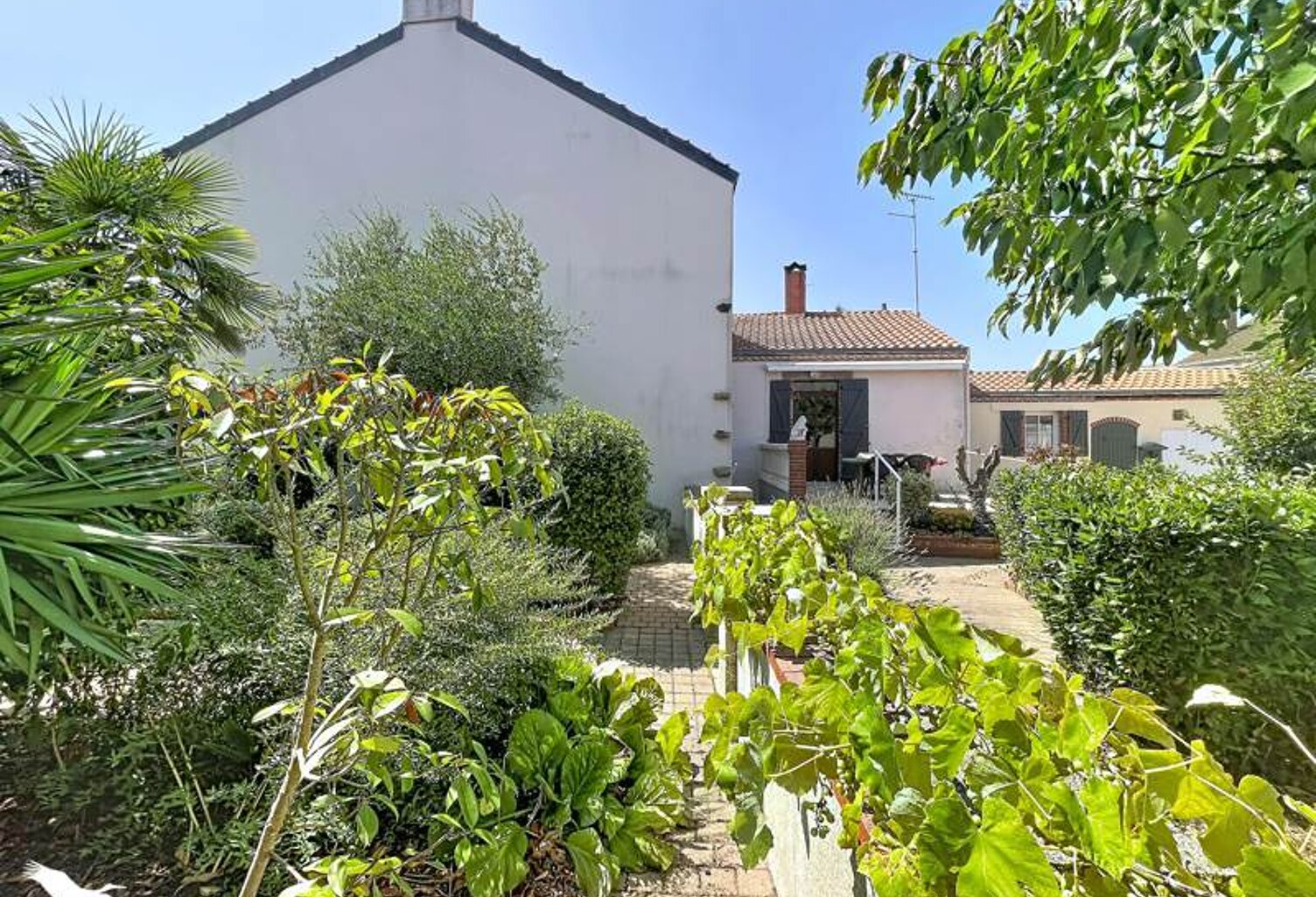 Maison de ville de 6 pièces principales — photo 1