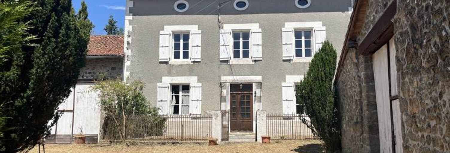 Maison 4 Pièces 136 m² à vendre à Busserolles (24360)