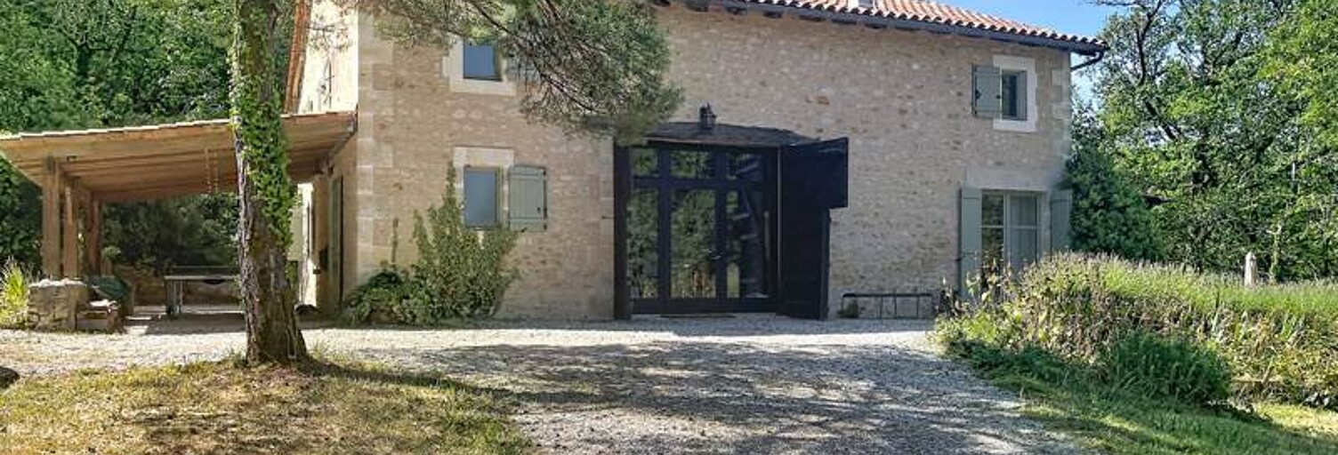 Maison 6 Pièces 235 m² à vendre à Teyjat (24300)