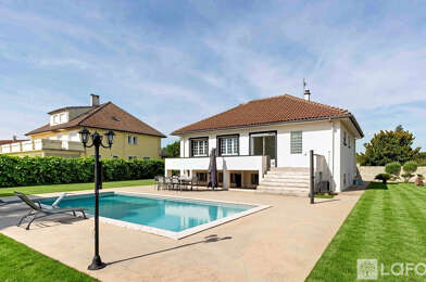 Maison 5 pièces 489000 €