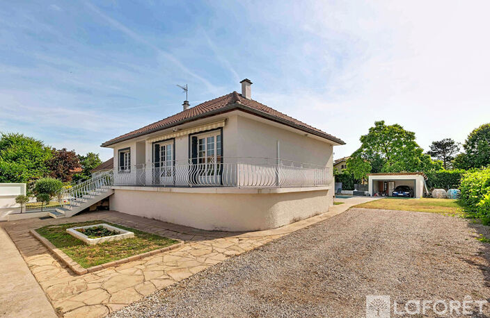 Maison Pusignan 5 pièce(s) 105.45 m2 — photo 3