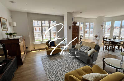 GRENOBLE T6 de 197m² avec terrasse et ascenseur privé — photo du bien