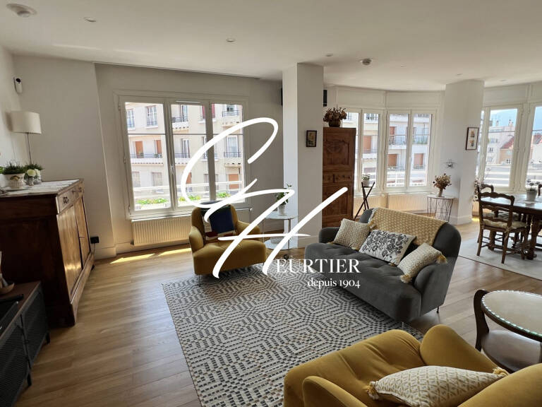GRENOBLE T6 de 197m² avec terrasse et ascenseur privé — photo 1