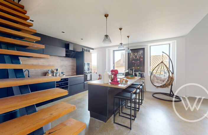 Maison de village T5 de 168,6m² avec cour, garage et cave, Mont — photo 5