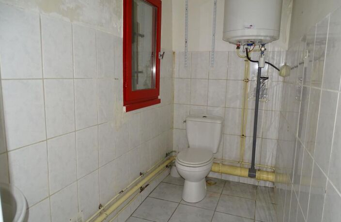 En Exclusivité – Local commercial à Forcalquier — photo 5