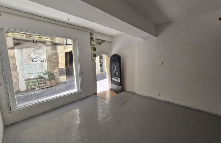 Local commercial de 28m² à Forcalquier — photo 3