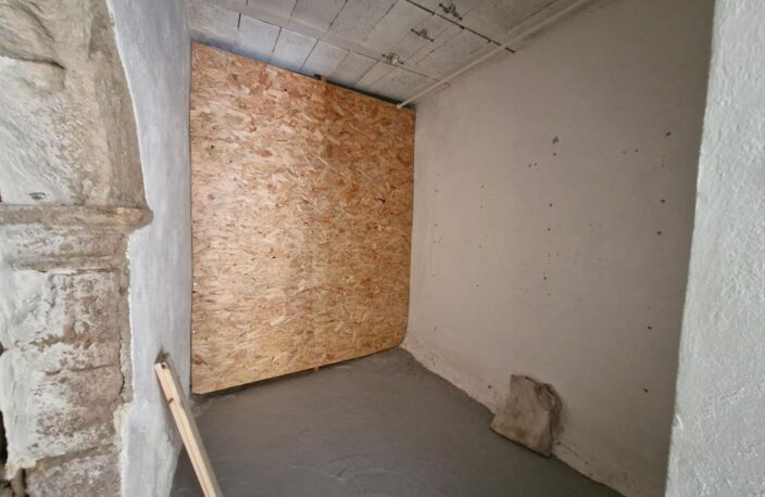 Local commercial de 28m² à Forcalquier — photo 5
