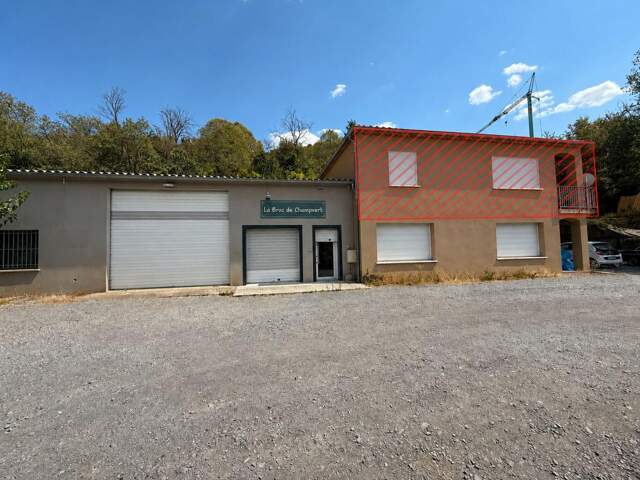 Local commercial et/ou professionnel à vendre — photo du bien