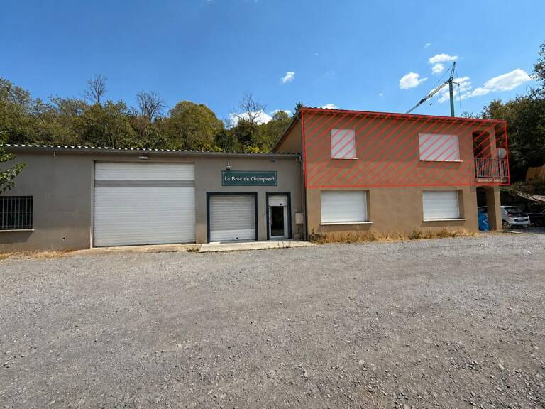 Local commercial et/ou professionnel à vendre — photo 1