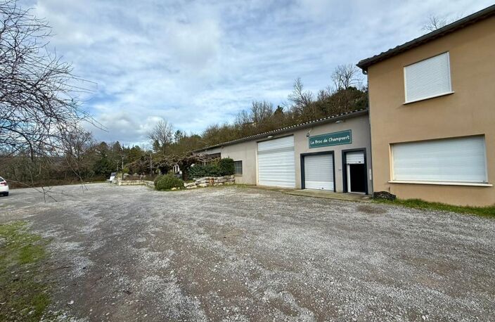 Local commercial et/ou professionnel à vendre — photo 3