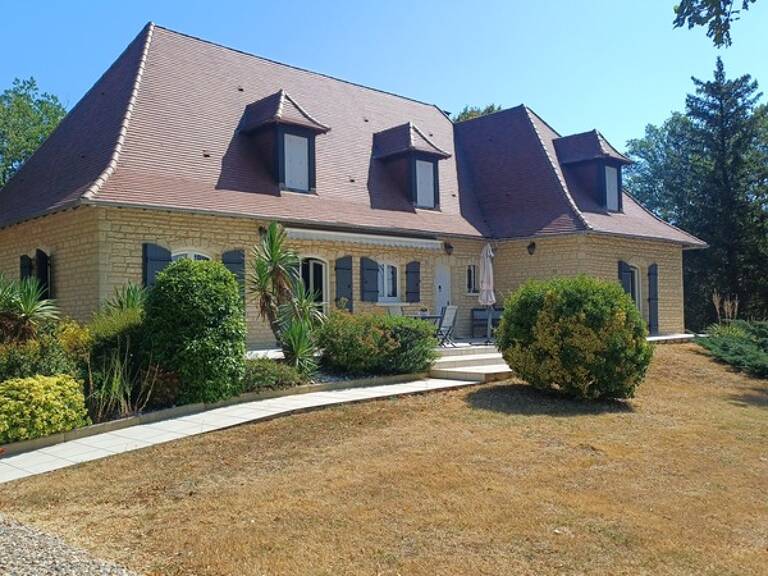 Proche Cubjac Superbe maison à vendre 8 pièces — photo 1