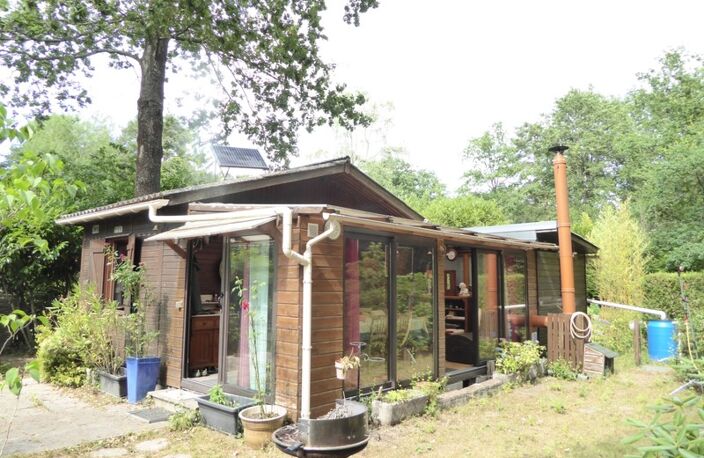 Chalet 2 pièces de plain pied avec véranda-salon 53m² — photo 2
