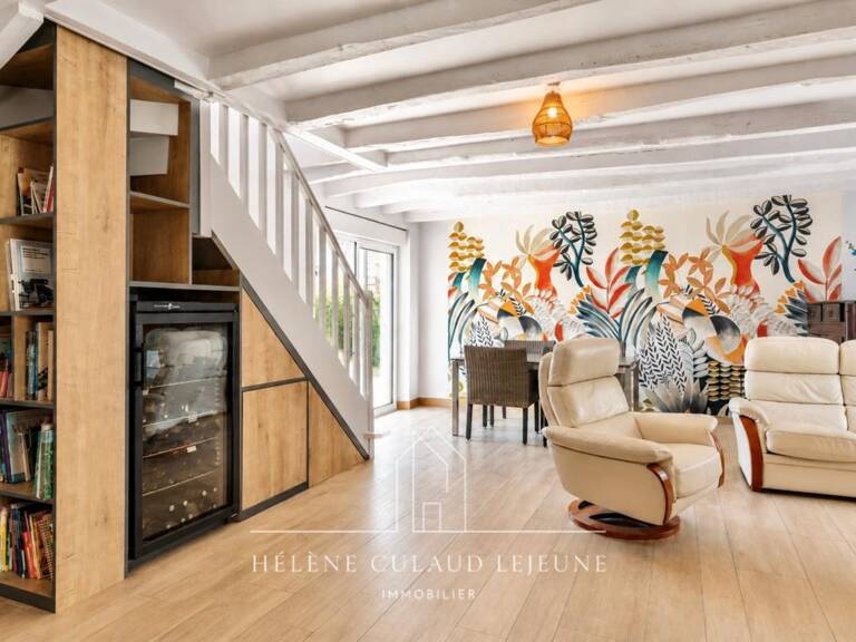 MAISON EN PIERRE - 97 m² - SÉNÉ (PORT ANNA) — photo 1