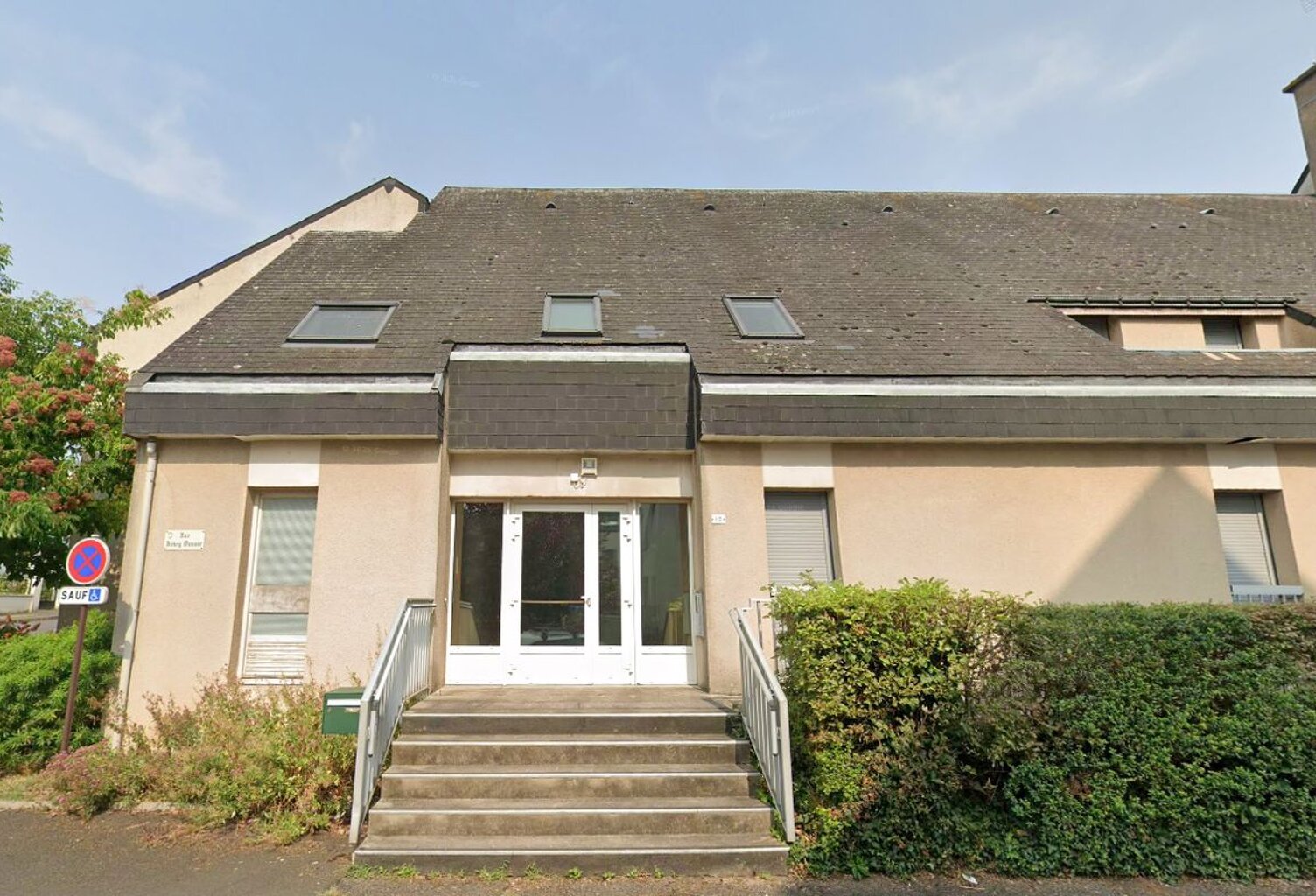À vendre immeuble de 760 m2 à Loches, quartier des Bas Clos — photo 1