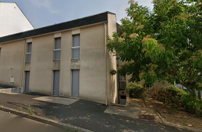À vendre immeuble de 760 m2 à Loches, quartier des Bas Clos — photo 2