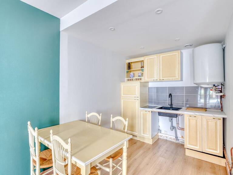 Idéal invest : Studio 32 m² rénové intégralement – Quartier Gorge de Loup — photo 1