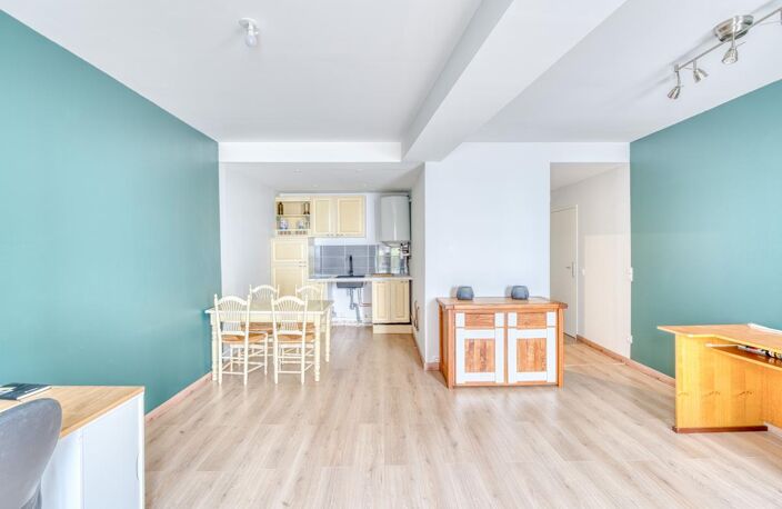 Idéal invest : Studio 32 m² rénové intégralement – Quartier Gorge de Loup — photo 3