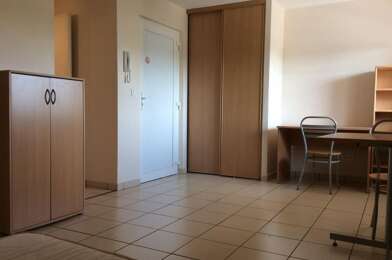 Appartement 1 pièces 360 €