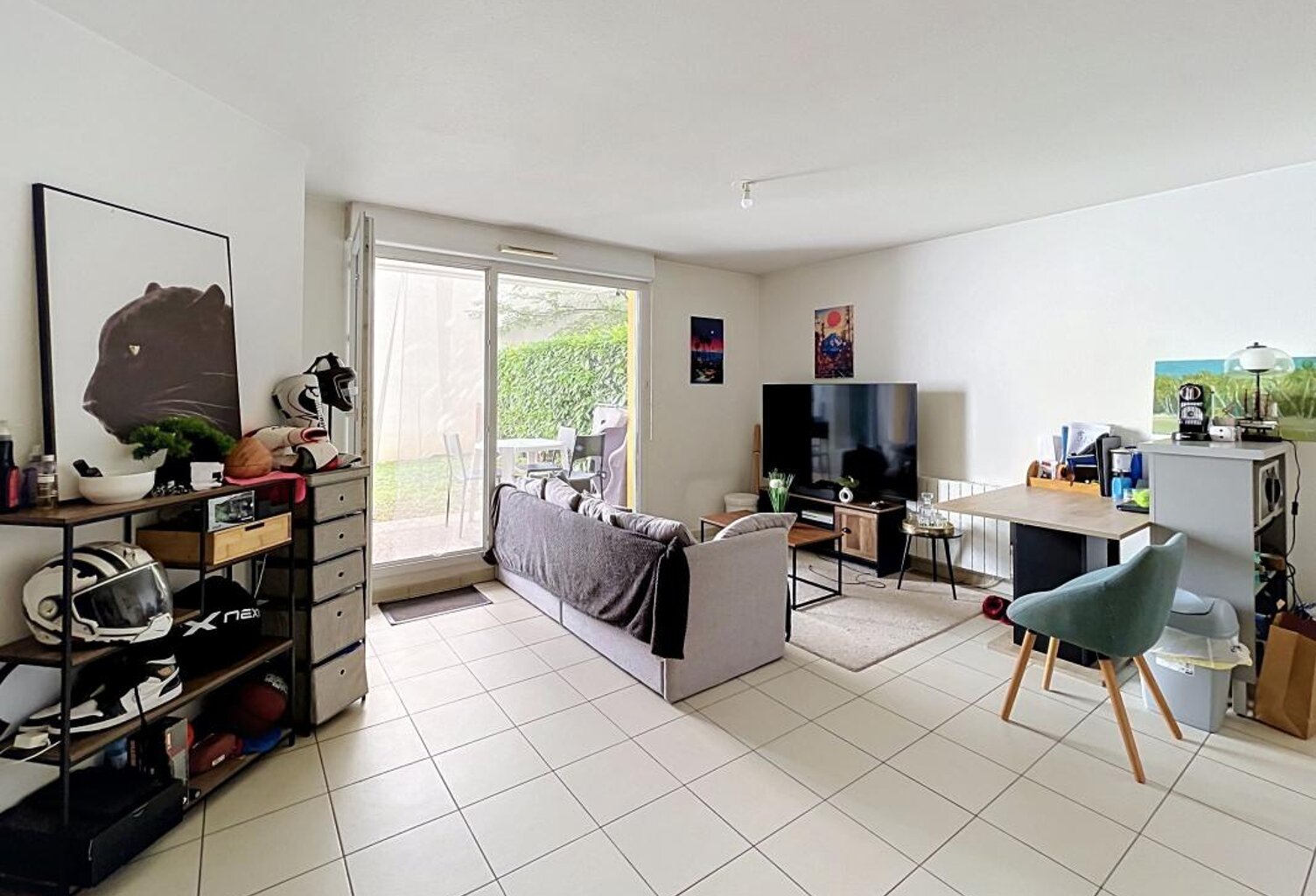À VENDRE – T2 EN REZ-DE-JARDIN – VÉNISSIEUX – INVESTISSEMENT LOCATIF — photo 1