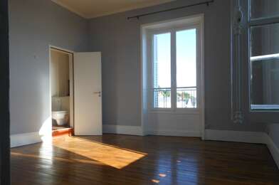 Appartement 7 pièces 1190 €