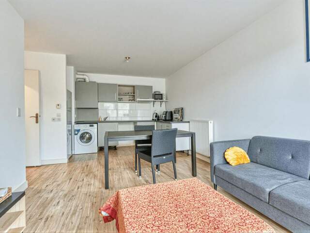 EN EXCLUSIVITÉ   PESSAC ALOUETTE – T3 lumineux avec balcon/terrasse — photo du bien