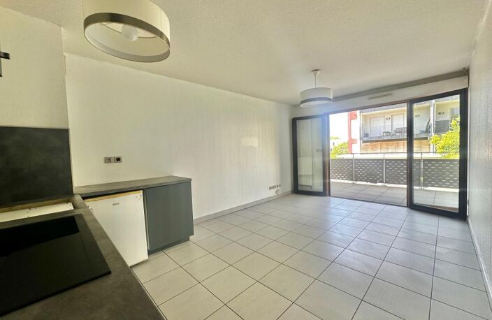 MONTPELLIER OVALIE – T2 MODERNE AVEC GRANDE TERRASSE & PARKING — photo 5