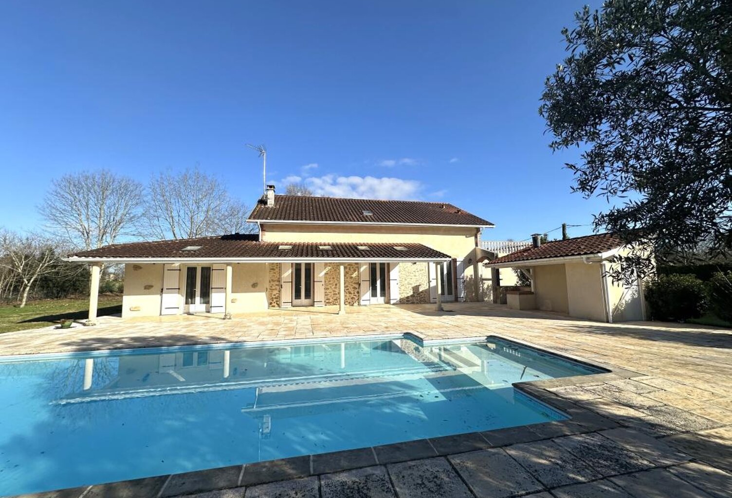 Maison Individuelle Exceptionnelle à Vendre – Hinx (40180), à 10 Min de Dax — photo 1