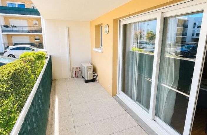 À VENDRE – Appartement T2 avec terrasse, climatisation et deux parkings – Saint-Paul-lès-Dax – Secteur Lac de Christus — photo 2