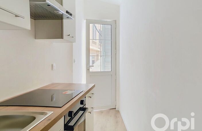 A vendre type 2 neuf avec terrasse privative et parking privatif sans charge — photo 4