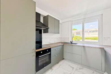 Maison 5 pièces 1800 €