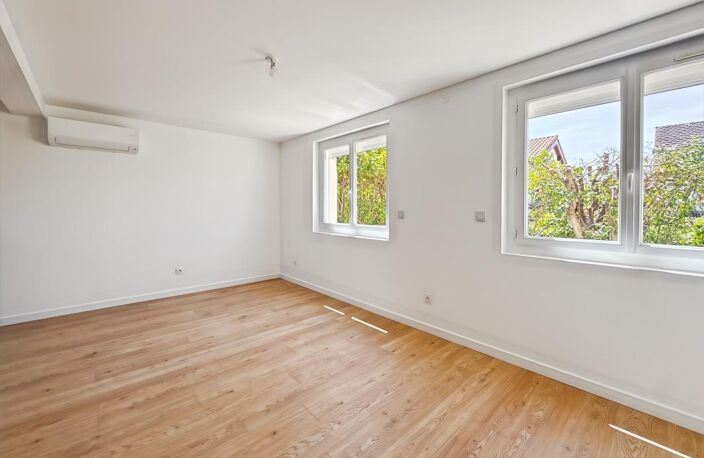 COEUR DE BALMA - MAISON - 4 CHAMBRES - LUMINEUX - JARDIN - GARAGE - BALCON — photo 4