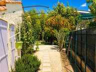 Maison À Vendre Individuelle T5 de 163m² Traversante - Jardin - Terrasses - Stationnement - Secteur Joseph Aiguier 13009 Marseille — photo 4