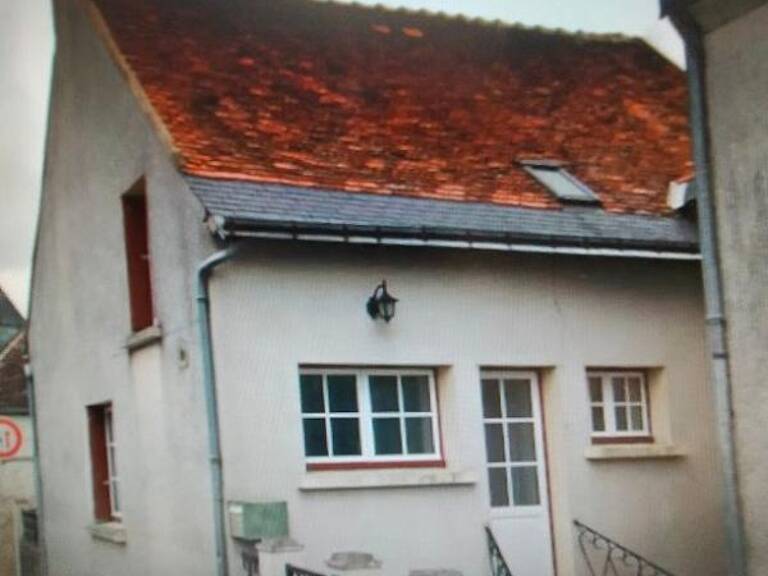 ORBIGNY, MAISON T4 à louer dans le bourg — photo 1