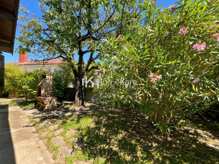 MAISON FAMILIALE AU GRAND POTENTIEL — photo 1