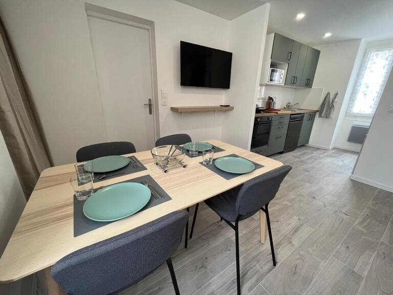Appartement À Louer — photo 1