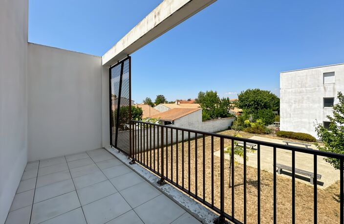 Appartement à vendre à Aytré, 52m2, 1 chambre, balcon, ascenseur et parking — photo 2